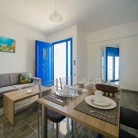 Riva Del Mare Apartment *